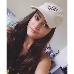 Meet your Posher, Kelsey